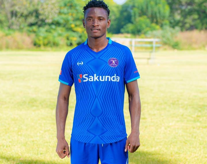 SA top-flight giants enter race to sign Frank Makarati - Soccer24